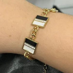 Pulseira com pingente quadrado em aço