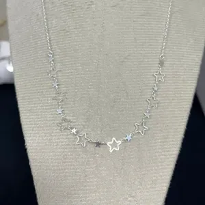 Colar estrela vazado
