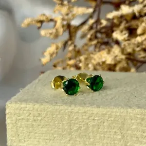 Brinco ponto de luz verde