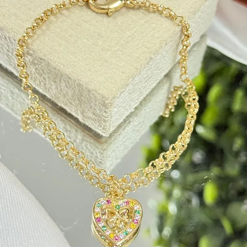 Pulseira dourado  elo  português com pingente coração colorido