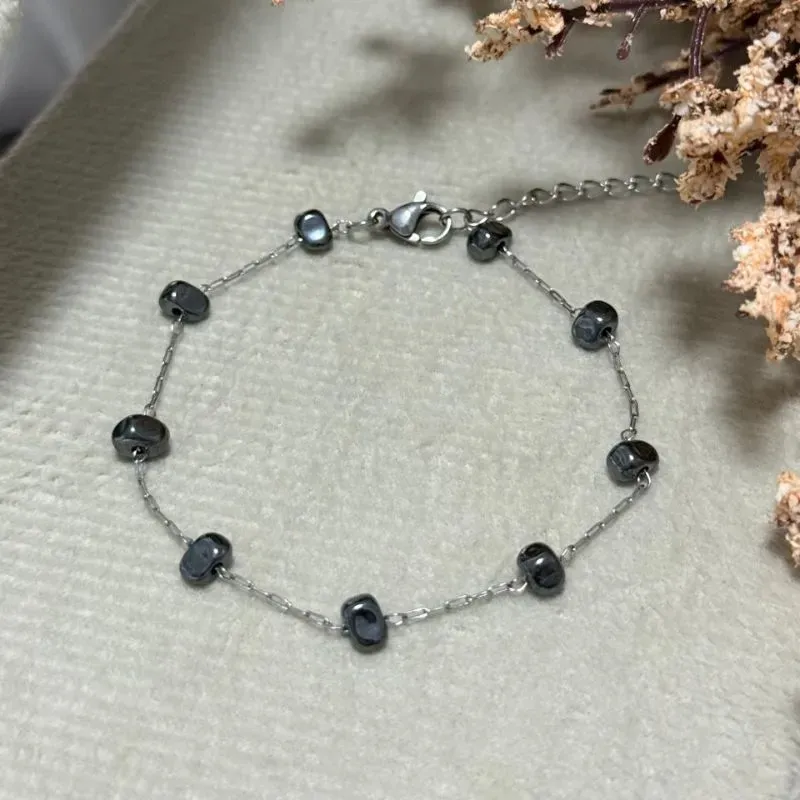 Pulseira com pedrinhas