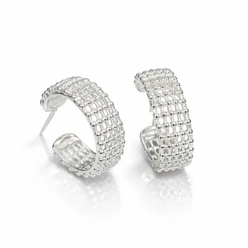 Brinco argola quadriculada