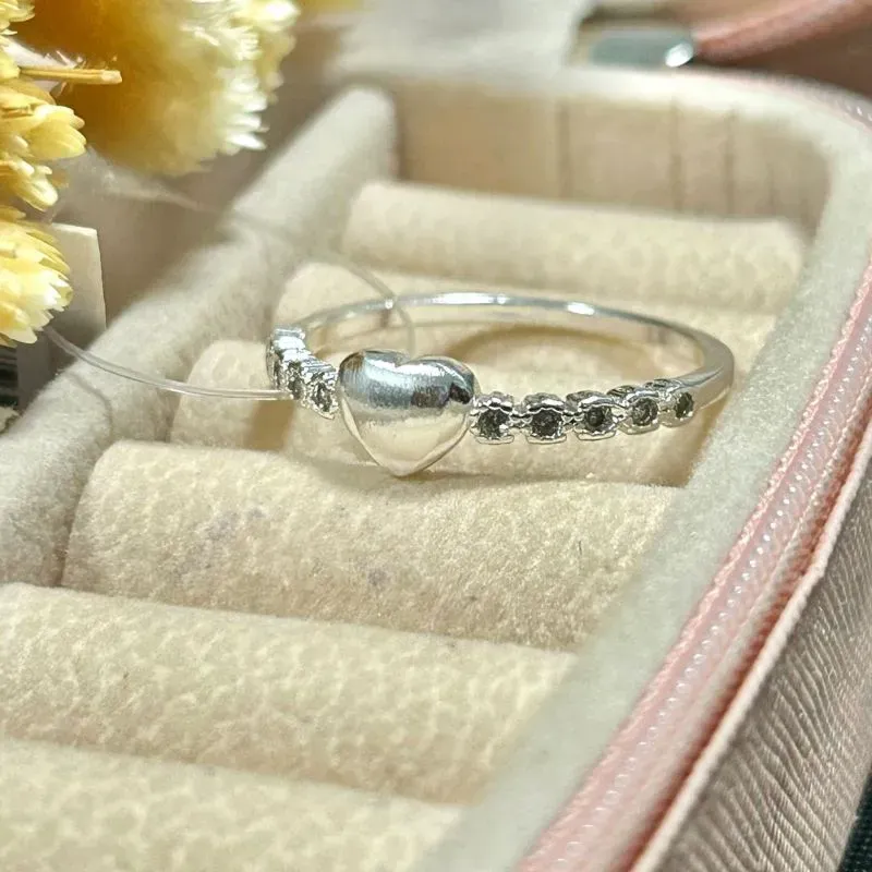 Anel coração cheio