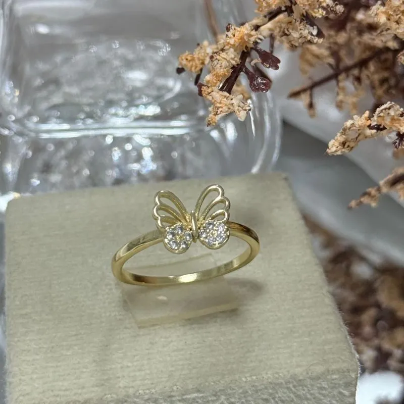 Anel borboleta com pedras cravejadas
