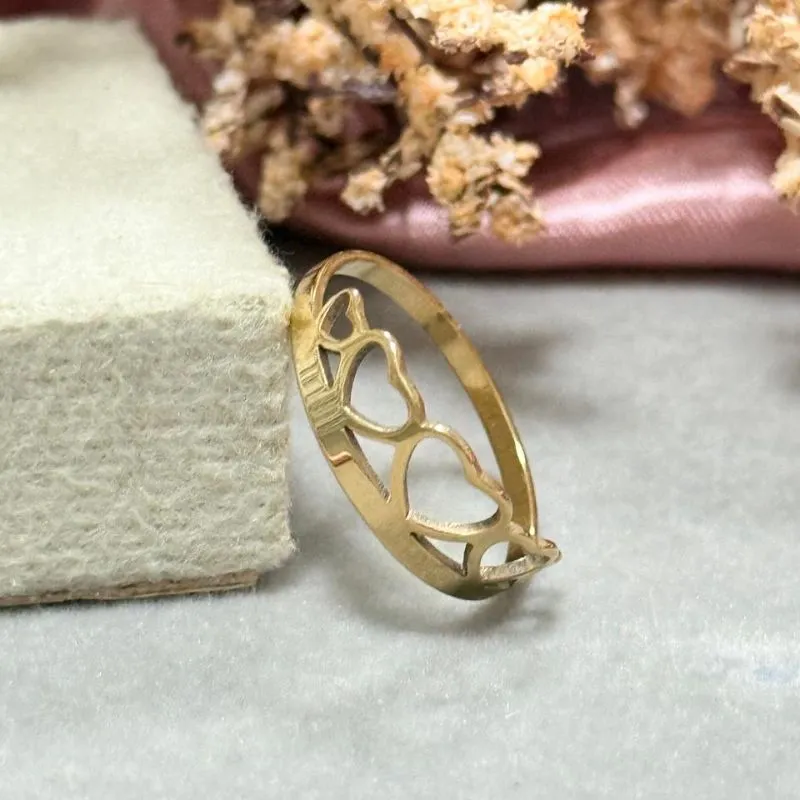 Anel de corações vazado