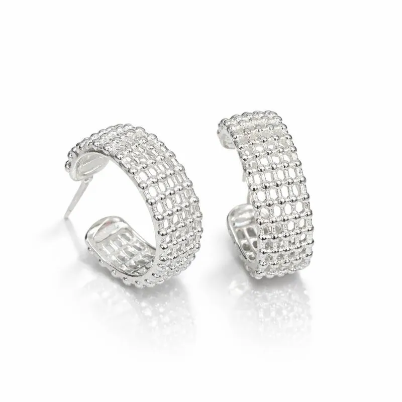 Brinco argola quadriculada