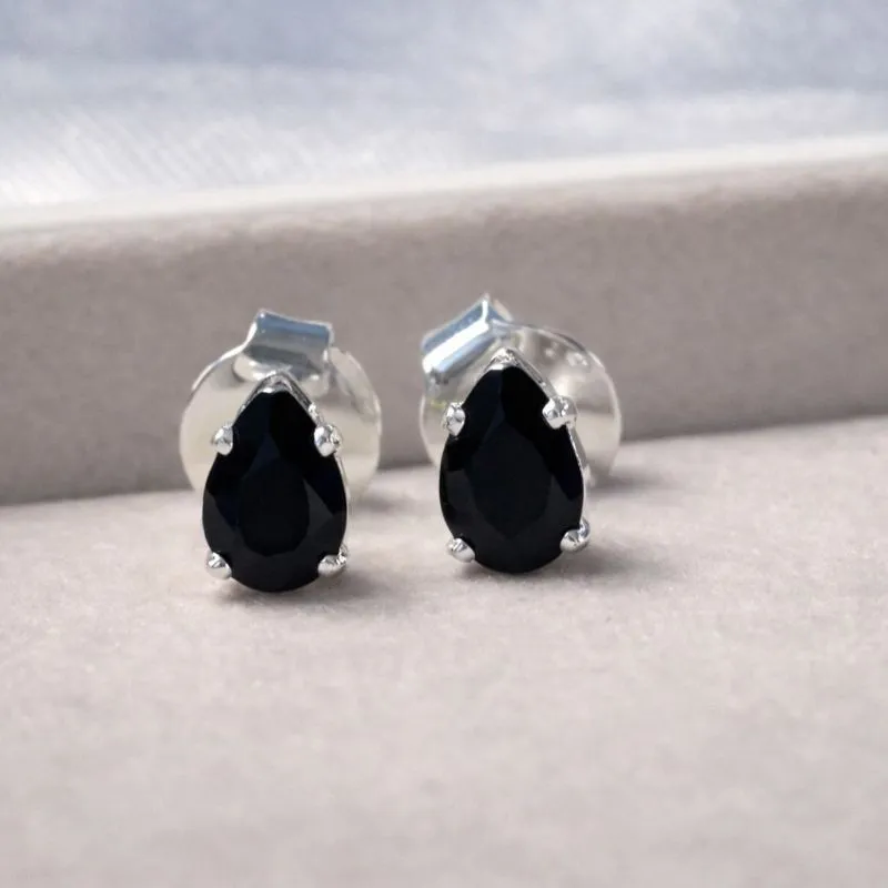 Brinco gota pedra preta