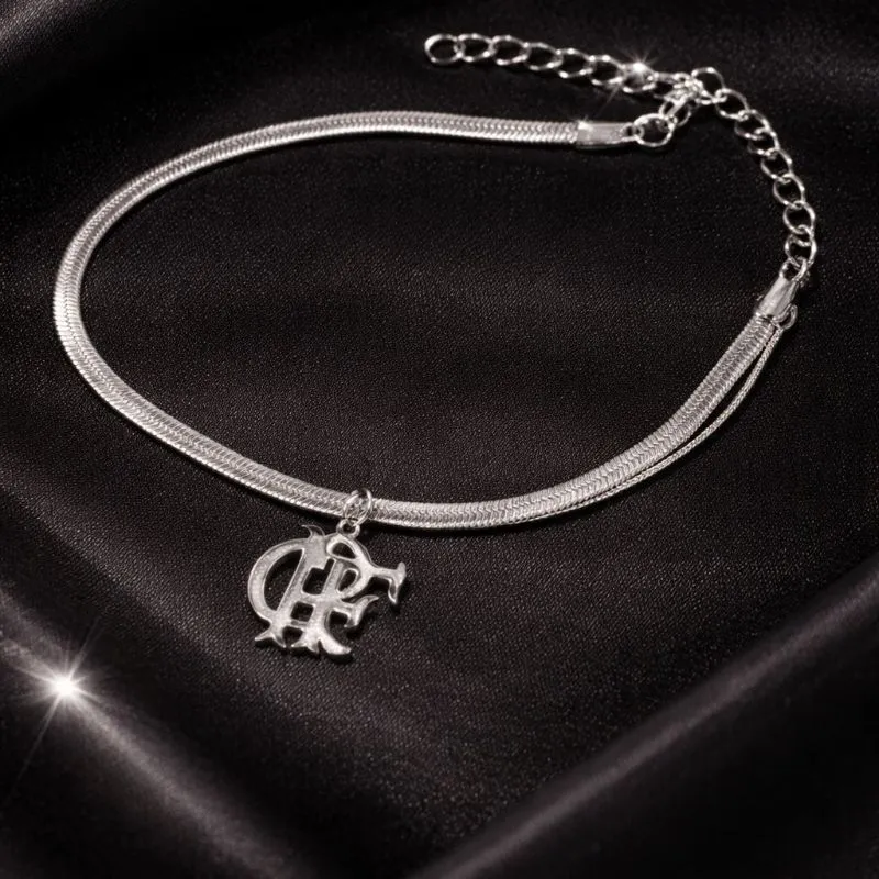 Pulseira fita com pingente do flamengo