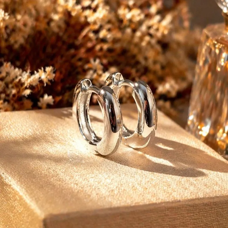 Brinco argola quadrada fecho clic