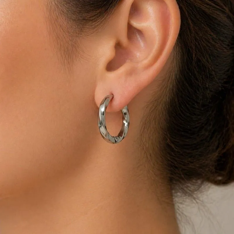 Brincos argolinha torcida